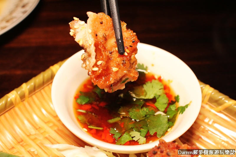 『桃園忠貞美食』八妹婆婆/桃園米線龍崗米干推薦/英式復古風餐廳吃雲南料理 - Darren蘋果樹旅遊玩樂誌