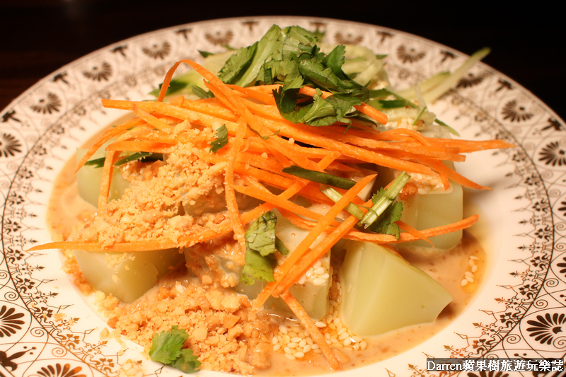 『桃園忠貞美食』八妹婆婆/桃園米線龍崗米干推薦/英式復古風餐廳吃雲南料理 - Darren蘋果樹旅遊玩樂誌