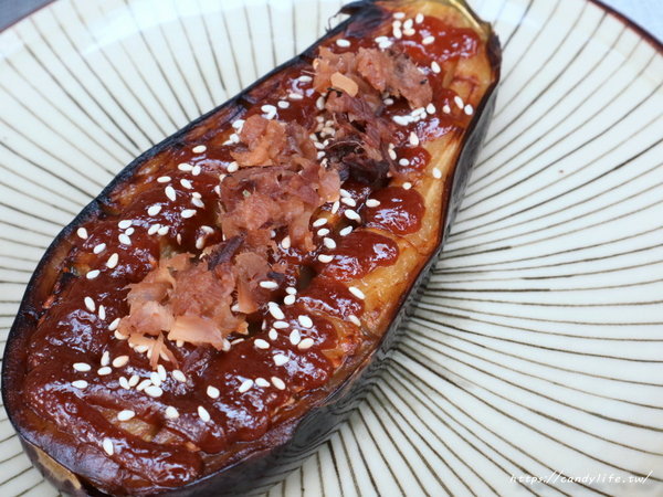 綾川八丁和風料理店：台中美食│綾川八丁和風料理店〃台中無菜單料理推薦，創意料理，價格親民無服務費～