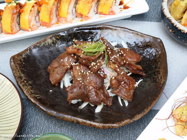 綾川八丁和風料理店：台中美食│綾川八丁和風料理店〃台中無菜單料理推薦，創意料理，價格親民無服務費～