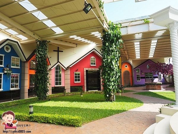 桃園平鎮美食-Amour373cafe 阿沐373-超夢幻旋轉木馬轉啊轉，IG新火紅打卡點 @民宿女王芽月-美食.旅遊.全台趴趴走