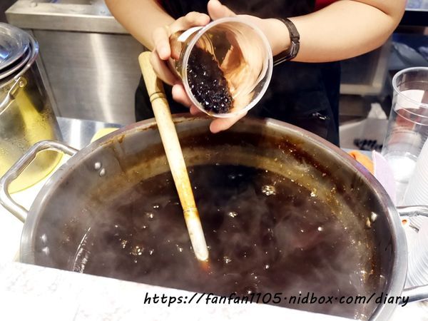 【桃園手搖飲料】米塔黑糖-桃園統領店 #排隊名店 #手搖飲料 #黑糖珍珠鮮奶 #黑糖仙草鮮奶 (3).JPG