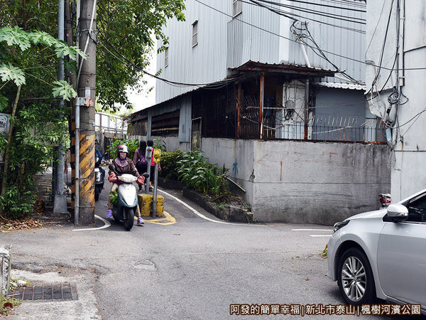 楓樹河濱公園03-和平街底,汽車無法進入.JPG