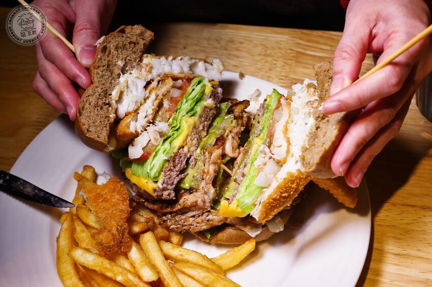 3巨無霸海陸空轟炸堡3