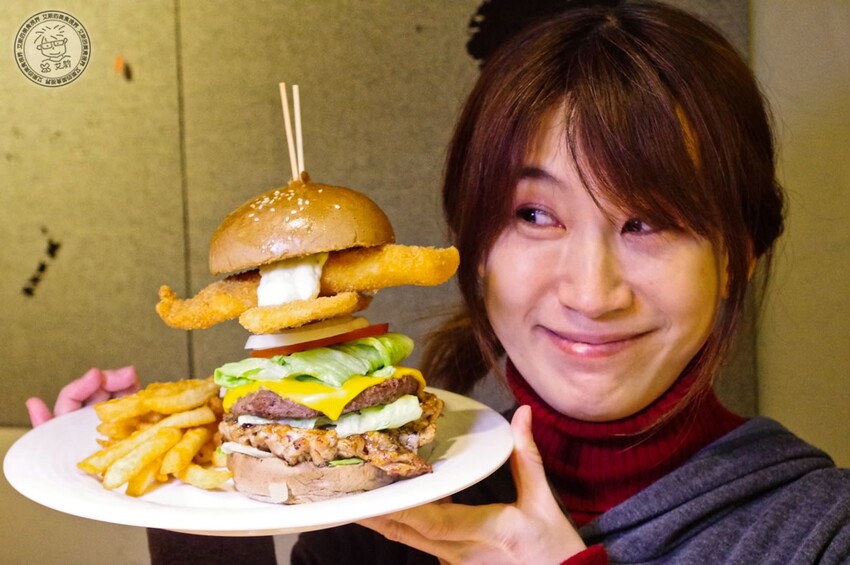 3巨無霸海陸空轟炸堡2