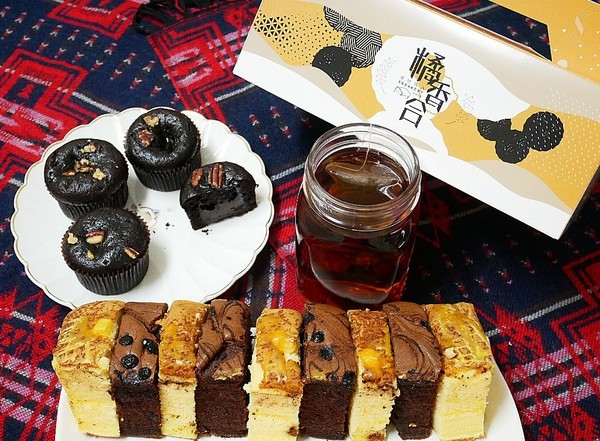 橘香合-蛋糕職人:橘香合蛋糕職人-台南古早味蛋糕 每日採用經選食材製做 冰過吃、烤完吃個有風味 等待你自己去發掘