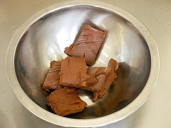 橘香合-蛋糕職人:橘香合蛋糕職人-台南古早味蛋糕 每日採用經選食材製做 冰過吃、烤完吃個有風味 等待你自己去發掘