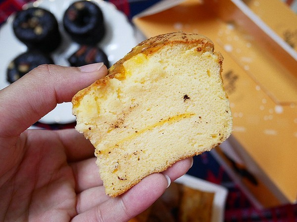 橘香合-蛋糕職人:橘香合蛋糕職人-台南古早味蛋糕 每日採用經選食材製做 冰過吃、烤完吃個有風味 等待你自己去發掘