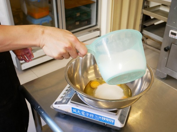 橘香合-蛋糕職人:橘香合蛋糕職人-台南古早味蛋糕 每日採用經選食材製做 冰過吃、烤完吃個有風味 等待你自己去發掘