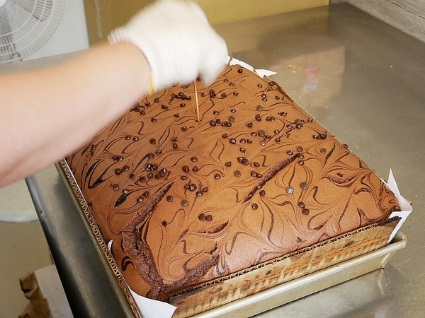 橘香合-蛋糕職人:橘香合蛋糕職人-台南古早味蛋糕 每日採用經選食材製做 冰過吃、烤完吃個有風味 等待你自己去發掘