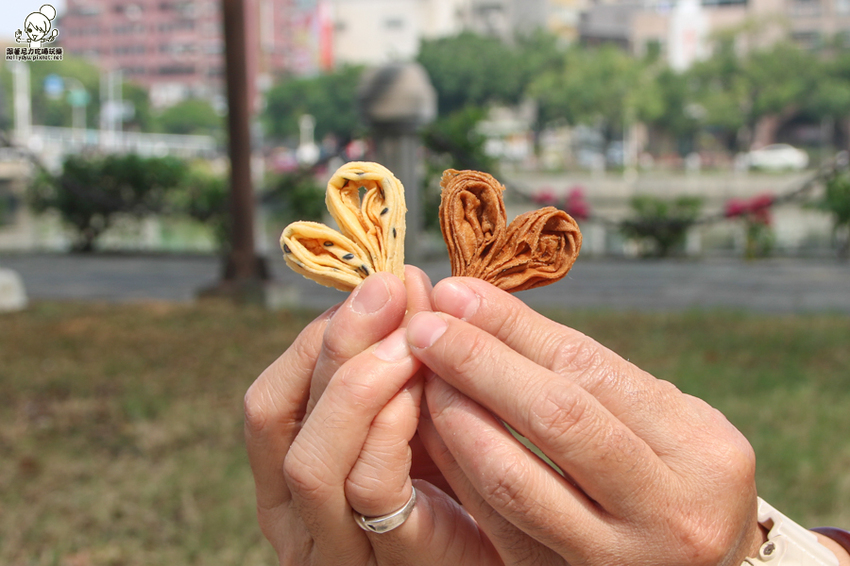 愛心蛋捲 高雄愛心蛋捲 愛心餅乾 話題餅乾