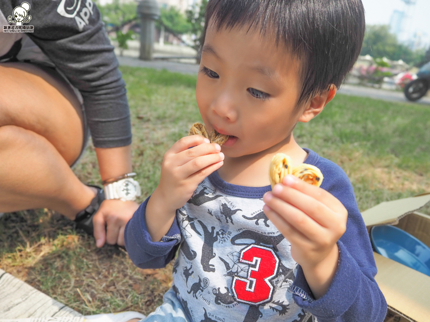 愛心蛋捲 高雄愛心蛋捲 愛心餅乾 話題餅乾