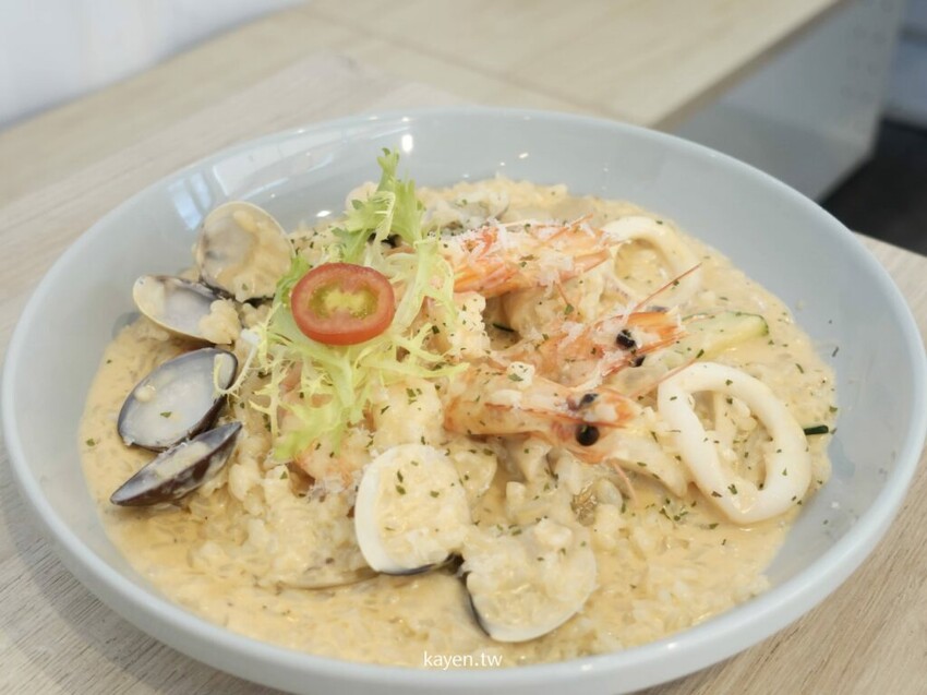 【台中大里】食久。茶事|菜單|環境舒適與餐點美味兼具|台中寵物友善餐廳推薦