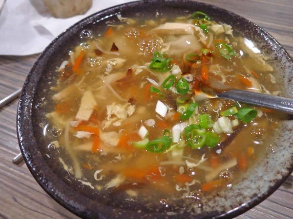 【五股美食】旺品蔥燒水餃-滿滿都是蔥花的美味水餃