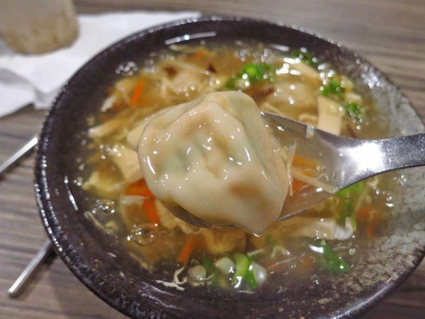【五股美食】旺品蔥燒水餃-滿滿都是蔥花的美味水餃