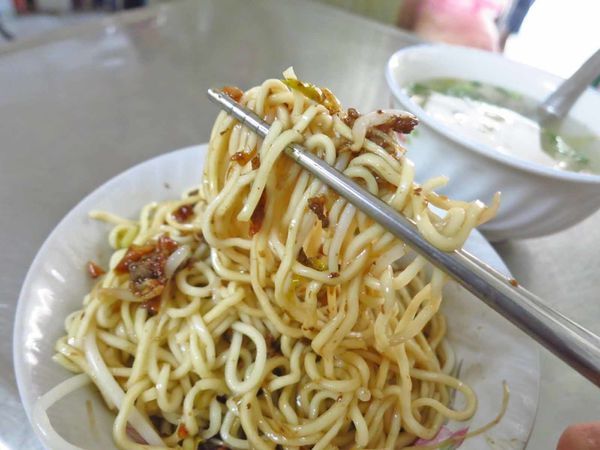 【台北美食】姐妹汕頭麵-隱身在巷弄裡超便宜又美味的小吃店