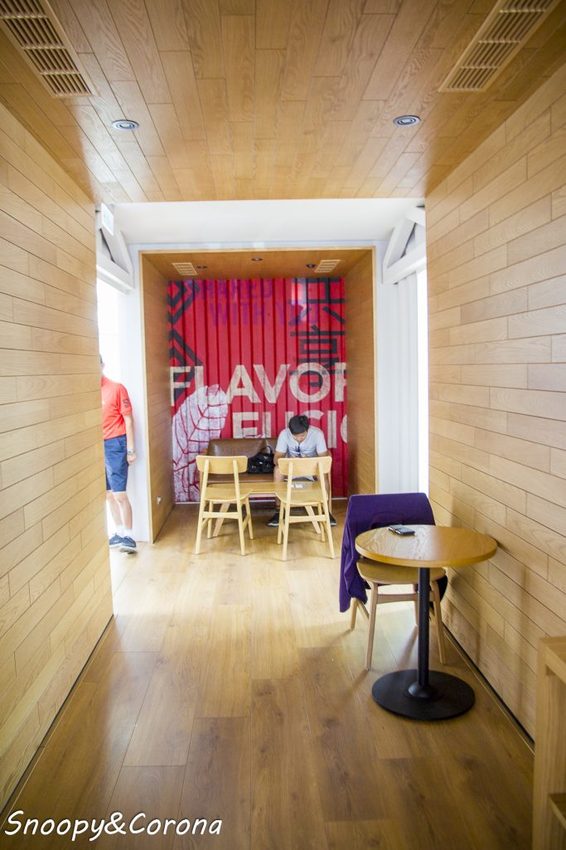 【吃喝．花蓮】星巴克洄瀾門市～亞洲首間貨櫃屋門市，日本知名建築設計師隈研吾設計