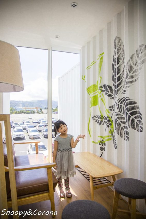 【吃喝．花蓮】星巴克洄瀾門市～亞洲首間貨櫃屋門市，日本知名建築設計師隈研吾設計