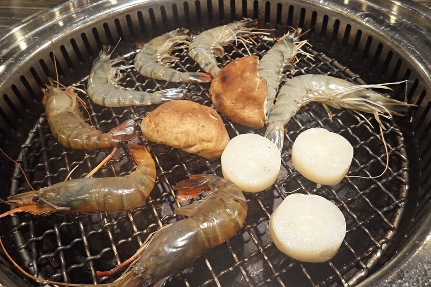 美食 ░ 推薦全台連鎖海陸吃到飽餐廳 - 好客海陸燒肉,新鮮海產肉類火烤兩吃,含COLD STONE冰淇淋吃到飽~_8.jpg