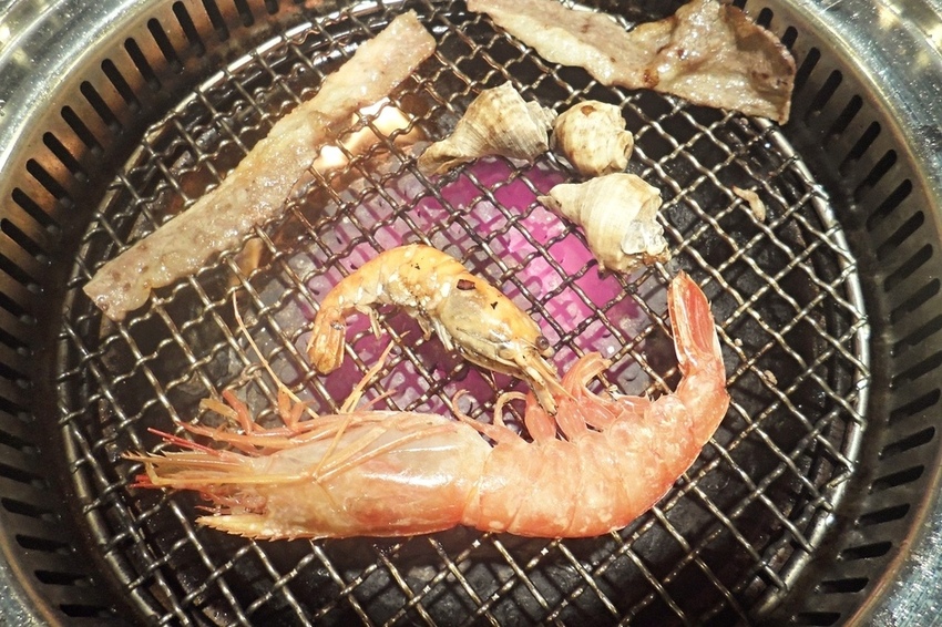美食 ░ 推薦全台連鎖海陸吃到飽餐廳 - 好客海陸燒肉,新鮮海產肉類火烤兩吃,含COLD STONE冰淇淋吃到飽~_16.jpg