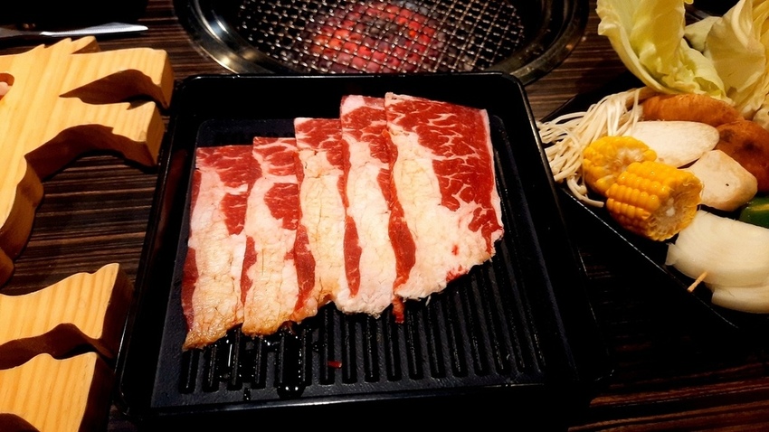 美食 ░ 推薦全台連鎖海陸吃到飽餐廳 - 好客海陸燒肉,新鮮海產肉類火烤兩吃,含COLD STONE冰淇淋吃到飽~_124.jpg
