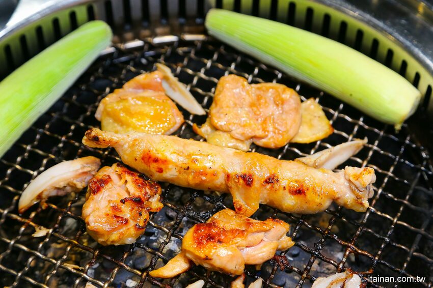 好客燒烤-台南Focus店~全新菜單上市，一口價吃安格斯牛+60種食材火烤兩吃吃到飽，加188元頂級肉品+海鮮無限量供應!! - 台南好Food遊