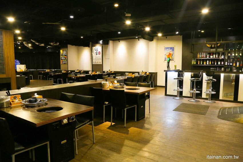 好客燒烤-台南Focus店~全新菜單上市，一口價吃安格斯牛+60種食材火烤兩吃吃到飽，加188元頂級肉品+海鮮無限量供應!! - 台南好Food遊