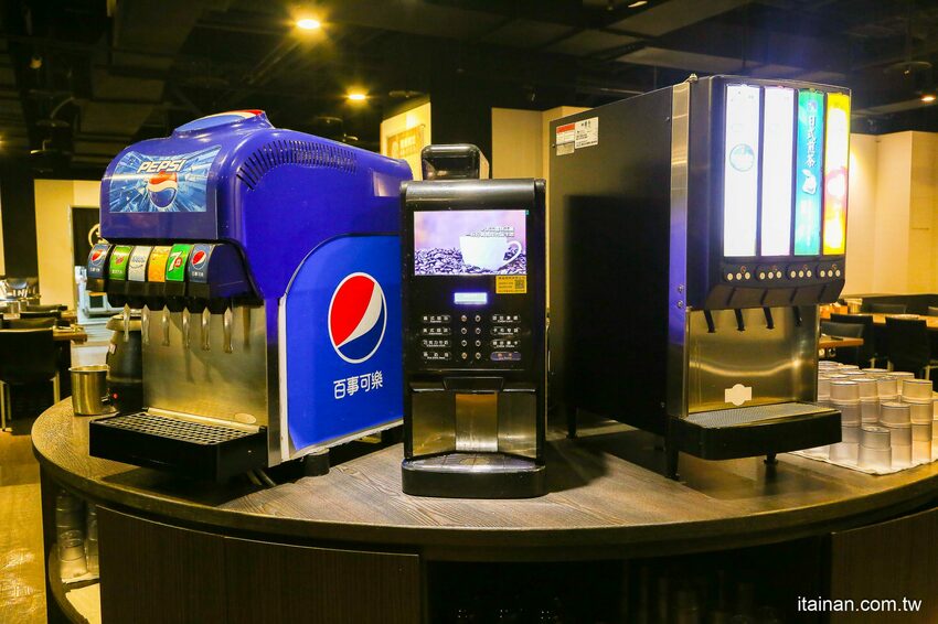 好客燒烤-台南Focus店~全新菜單上市，一口價吃安格斯牛+60種食材火烤兩吃吃到飽，加188元頂級肉品+海鮮無限量供應!! - 台南好Food遊