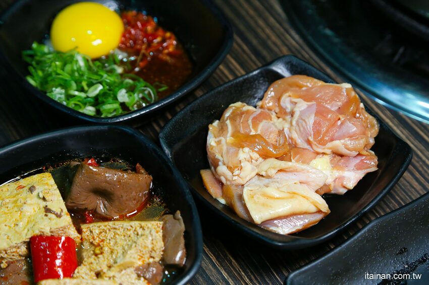 好客燒烤-台南Focus店~全新菜單上市，一口價吃安格斯牛+60種食材火烤兩吃吃到飽，加188元頂級肉品+海鮮無限量供應!! - 台南好Food遊