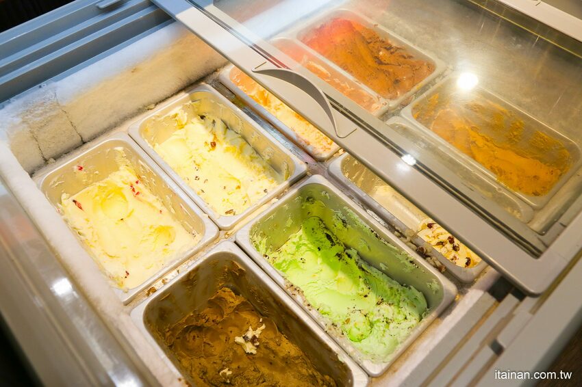 好客燒烤-台南Focus店~全新菜單上市，一口價吃安格斯牛+60種食材火烤兩吃吃到飽，加188元頂級肉品+海鮮無限量供應!! - 台南好Food遊