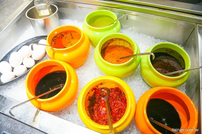 好客燒烤-台南Focus店~全新菜單上市，一口價吃安格斯牛+60種食材火烤兩吃吃到飽，加188元頂級肉品+海鮮無限量供應!! - 台南好Food遊