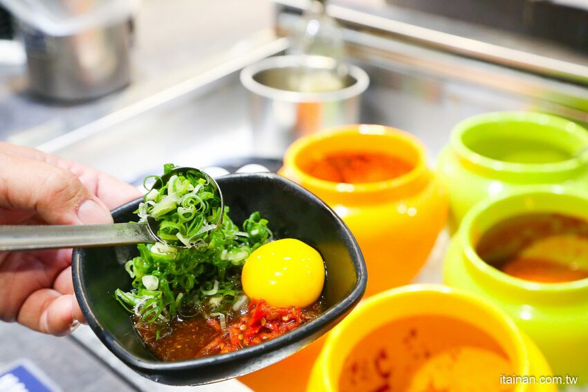 好客燒烤-台南Focus店~全新菜單上市，一口價吃安格斯牛+60種食材火烤兩吃吃到飽，加188元頂級肉品+海鮮無限量供應!! - 台南好Food遊