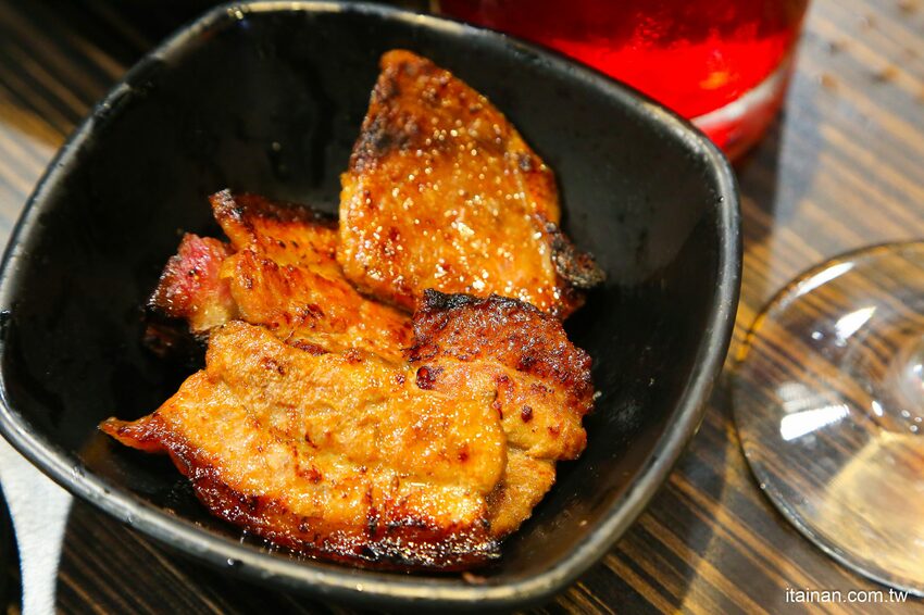 好客燒烤-台南Focus店~全新菜單上市，一口價吃安格斯牛+60種食材火烤兩吃吃到飽，加188元頂級肉品+海鮮無限量供應!! - 台南好Food遊