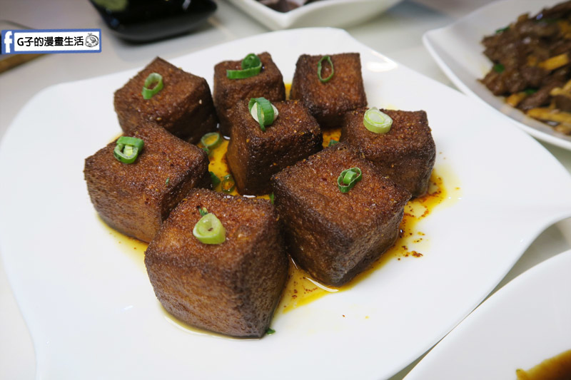 三重台北橋下-尻食堂.熱炒川菜中式餐酒館.老皮嫩肉