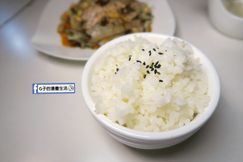 三重尻食堂.熱炒中式餐館.白飯