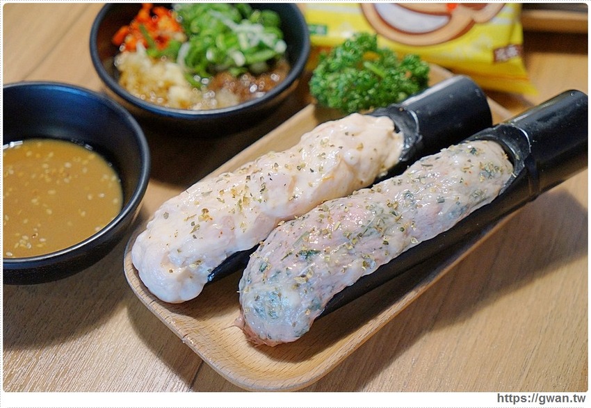 養鍋東英店中午開鍋囉!!大肉哥最低49元給你加倍肉量,菜盤還可以換肉肉呦