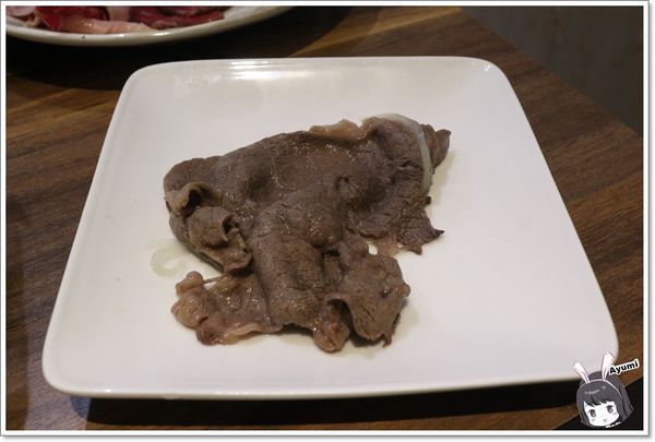 瀧厚鍋物－嘉義中山店：[食記]►嘉義東區◄瀧厚鍋物－吃鍋的季節到啦~~~Ayumi帶你們來嘉義吃美味的火鍋，必推蛤蠣爆爆鍋、霸王牛（安格斯黑牛）、日本直送A5和牛、蝦比漿多