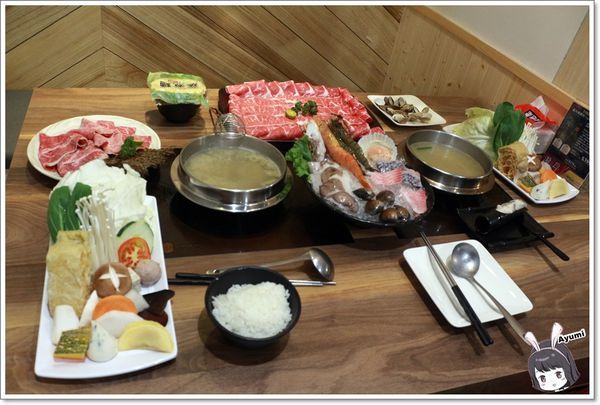 瀧厚鍋物－嘉義中山店：[食記]►嘉義東區◄瀧厚鍋物－吃鍋的季節到啦~~~Ayumi帶你們來嘉義吃美味的火鍋，必推蛤蠣爆爆鍋、霸王牛（安格斯黑牛）、日本直送A5和牛、蝦比漿多