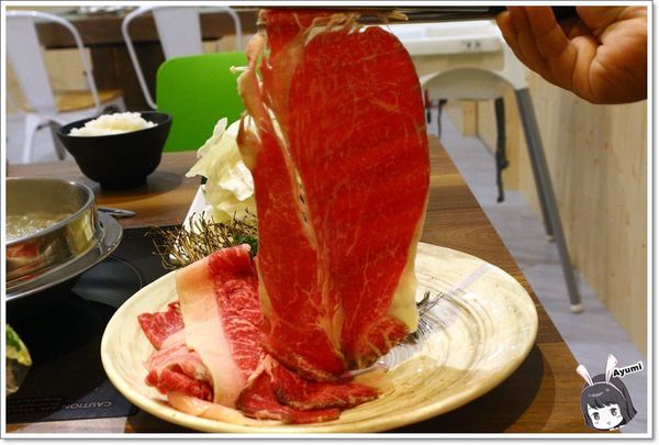 瀧厚鍋物－嘉義中山店：[食記]►嘉義東區◄瀧厚鍋物－吃鍋的季節到啦~~~Ayumi帶你們來嘉義吃美味的火鍋，必推蛤蠣爆爆鍋、霸王牛（安格斯黑牛）、日本直送A5和牛、蝦比漿多