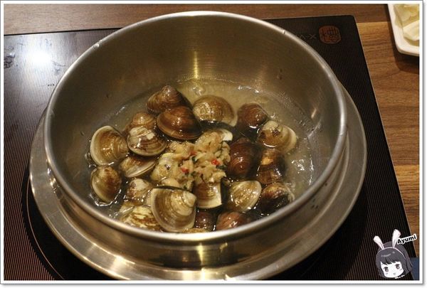 瀧厚鍋物－嘉義中山店：[食記]►嘉義東區◄瀧厚鍋物－吃鍋的季節到啦~~~Ayumi帶你們來嘉義吃美味的火鍋，必推蛤蠣爆爆鍋、霸王牛（安格斯黑牛）、日本直送A5和牛、蝦比漿多