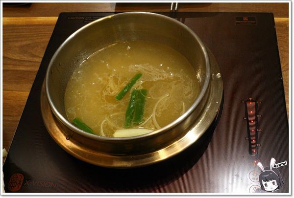 瀧厚鍋物－嘉義中山店：[食記]►嘉義東區◄瀧厚鍋物－吃鍋的季節到啦~~~Ayumi帶你們來嘉義吃美味的火鍋，必推蛤蠣爆爆鍋、霸王牛（安格斯黑牛）、日本直送A5和牛、蝦比漿多