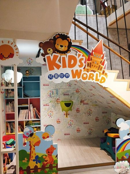 [嘉義食記]瀧厚鍋物│環遊世界的和牛，為你滿盛手臂寬直徑肉盤，敬瘋狂的餐桌風景。蛤蜊爆爆鍋引燃海洋。獨特厚切手法平價高級肉。50盎司大胃王挑戰。