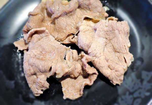 嘴秋鍋物：【三重火鍋】嘴秋鍋物 多種新鮮肉品 / 海鮮可選擇．選擇多元且超平價