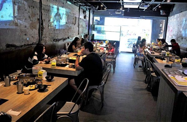 嘴秋鍋物：【三重火鍋】嘴秋鍋物 多種新鮮肉品 / 海鮮可選擇．選擇多元且超平價