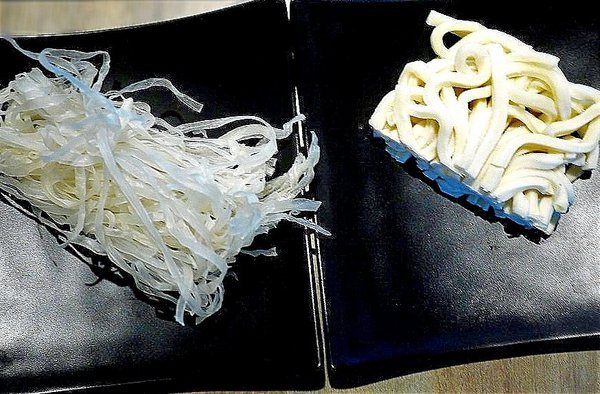 嘴秋鍋物：【三重火鍋】嘴秋鍋物 多種新鮮肉品 / 海鮮可選擇．選擇多元且超平價