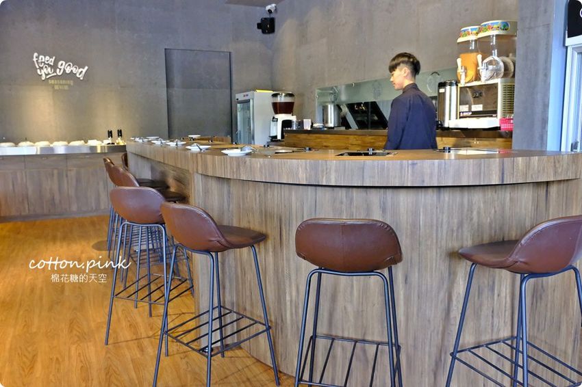 台中沙鹿火鍋推薦-尚石苑，熊熊火焰燃燒鍋vs濃濃牛奶起司鍋～好難選啊！