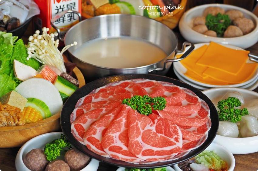 台中沙鹿火鍋推薦-尚石苑，熊熊火焰燃燒鍋vs濃濃牛奶起司鍋～好難選啊！