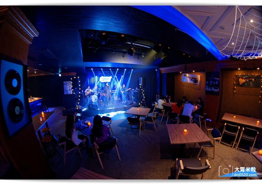 回味70~90年代西洋音樂現場演唱！Rocket Music 音樂火箭餐廳,超強美聲x美食x美酒都在這,台北松江路美食,忠孝新生站美食, - 大胃米粒 DAVID & MILLY