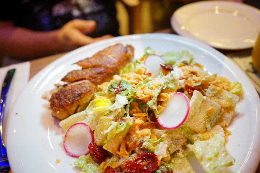 台北｜Rocket Music 火箭音樂餐廳 音樂．饗食．美酒 現場Live Band Show - 奇奇一起玩樂趣