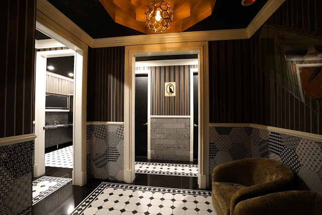 [食記] Rocket Music 音樂火箭餐廳。Live Band現場演唱、時尚餐酒館。適合浪漫求婚、生日聚餐、春酒尾牙包場!